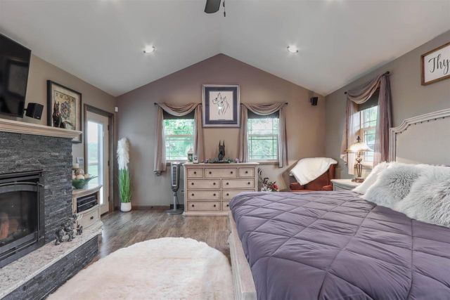 675 DIVINE WAY, Custer, WI 54423