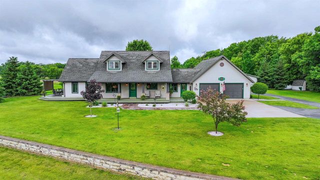 675 DIVINE WAY, Custer, WI 54423