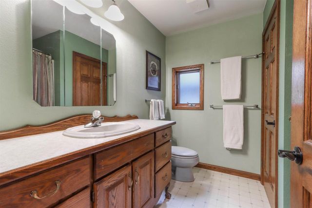 675 DIVINE WAY, Custer, WI 54423