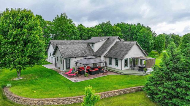 675 DIVINE WAY, Custer, WI 54423