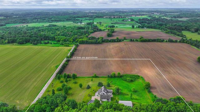 675 DIVINE WAY, Custer, WI 54423