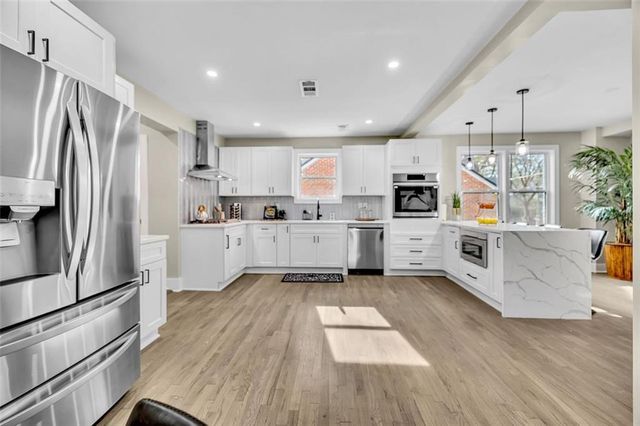 85 E Lake NE Drive, Atlanta, GA 30317