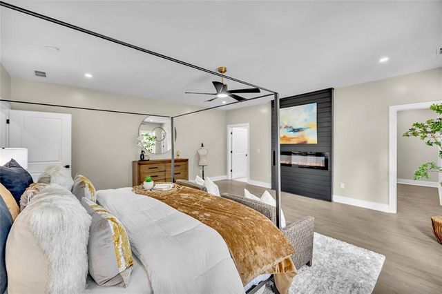 85 E Lake NE Drive, Atlanta, GA 30317