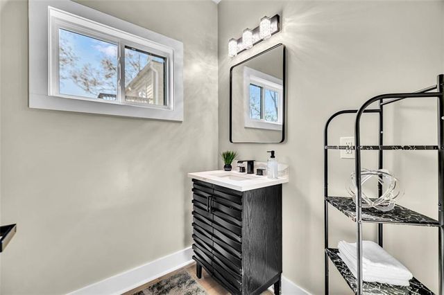 85 E Lake NE Drive, Atlanta, GA 30317