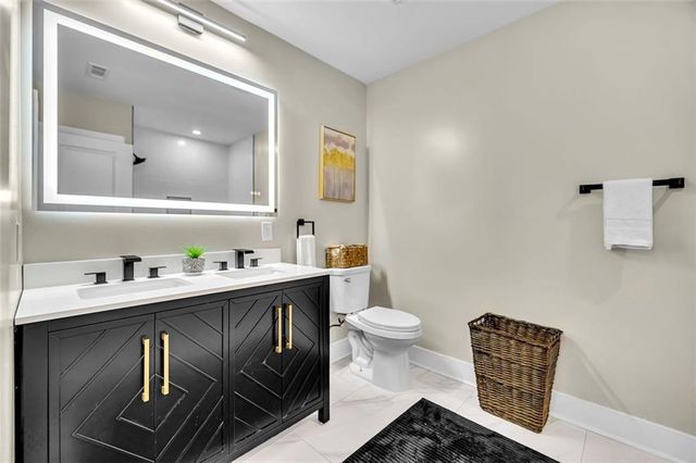 85 E Lake NE Drive, Atlanta, GA 30317