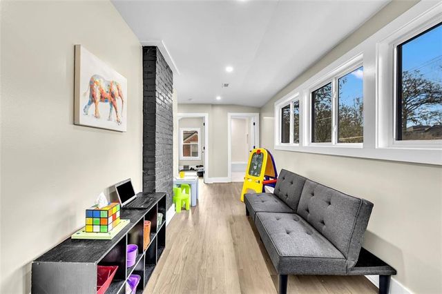 85 E Lake NE Drive, Atlanta, GA 30317