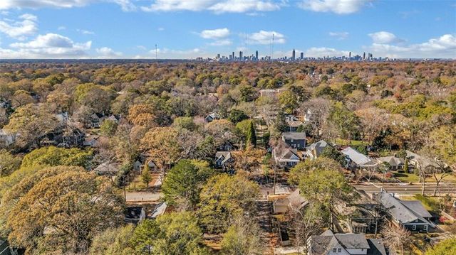 85 E Lake NE Drive, Atlanta, GA 30317