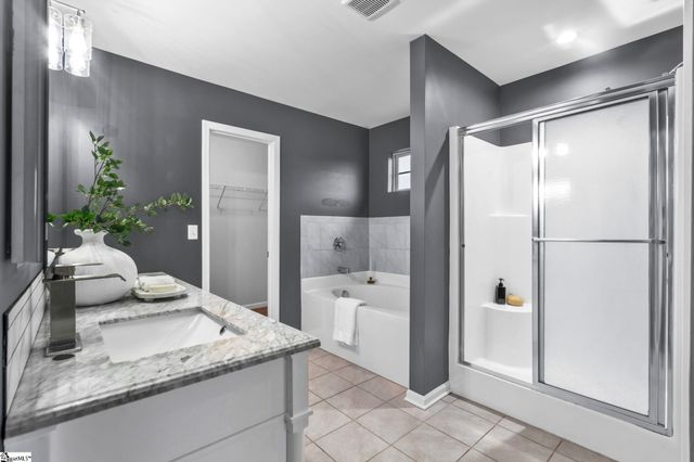 524 Marathon Court, Boiling Springs, SC 29316