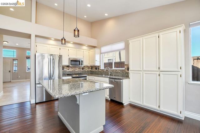 4464 Cove Ln, Discovery Bay, CA 94505