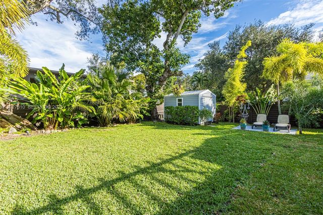 475 NW 42nd St, Miami, FL 33127