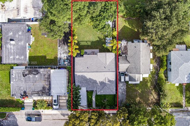 475 NW 42nd St, Miami, FL 33127