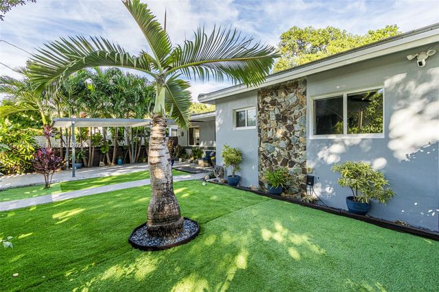 475 NW 42nd St, Miami, FL 33127