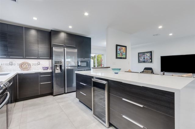 475 NW 42nd St, Miami, FL 33127