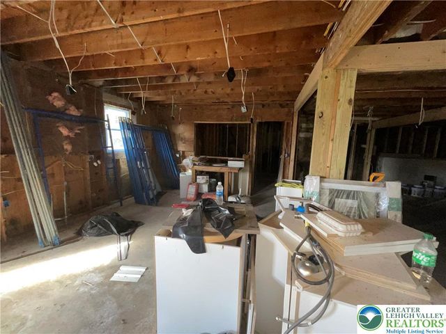 265 Mill Road, Mahoning Twp, PA 18235