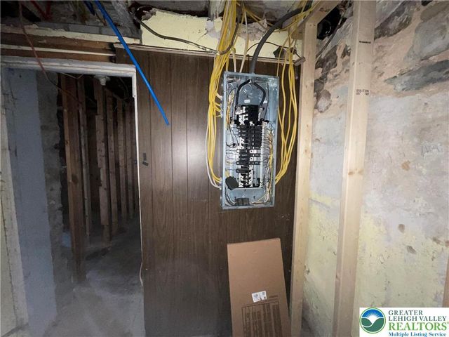 265 Mill Road, Mahoning Twp, PA 18235