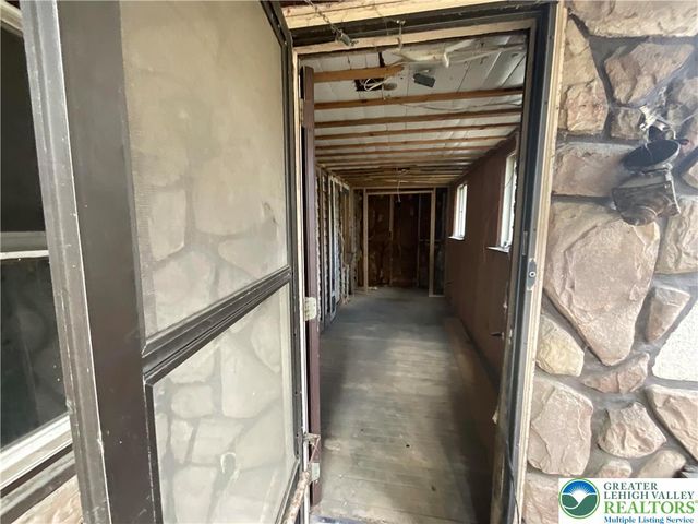 265 Mill Road, Mahoning Twp, PA 18235