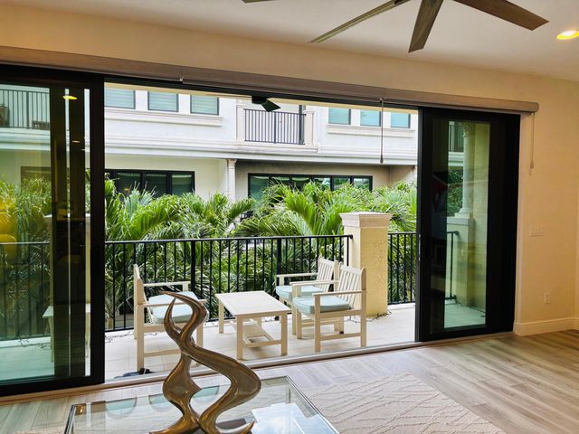 621 Windward Circle S, Boynton Beach, FL 33435