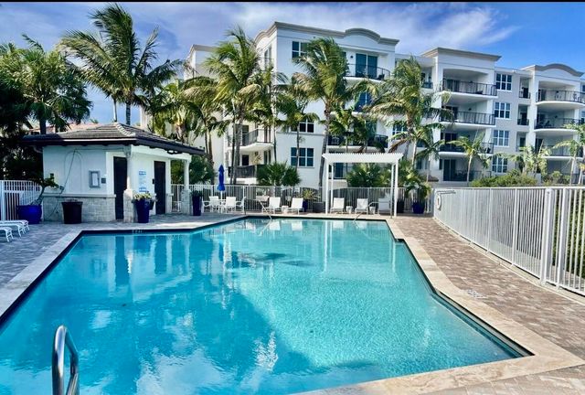 621 Windward Circle S, Boynton Beach, FL 33435
