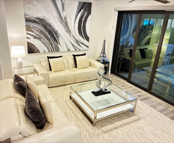 621 Windward Circle S, Boynton Beach, FL 33435