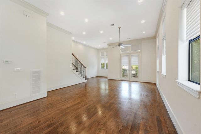 411 W 17th Street D, Houston, TX 77008
