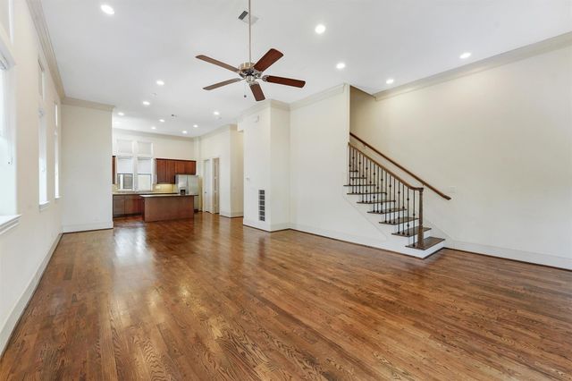 411 W 17th Street D, Houston, TX 77008