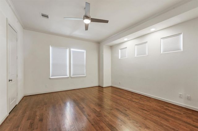 411 W 17th Street D, Houston, TX 77008