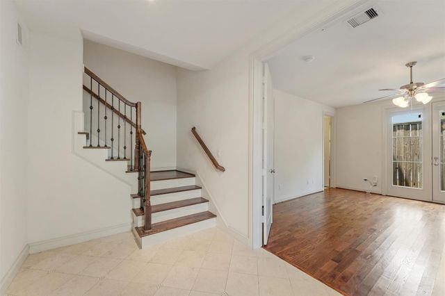 411 W 17th Street D, Houston, TX 77008