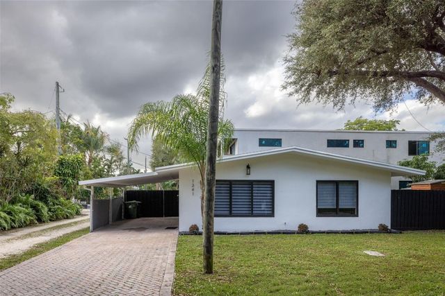 1341 SE 10th Avenue, Fort Lauderdale, FL 33316