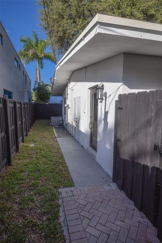 1341 SE 10th Avenue, Fort Lauderdale, FL 33316