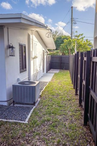 1341 SE 10th Avenue, Fort Lauderdale, FL 33316