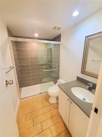 1650 NE 115th St 110, Miami, FL 33181