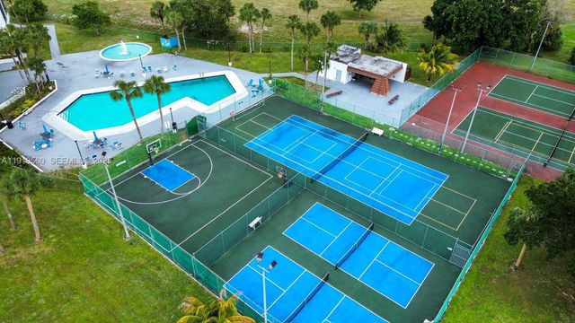 7051 Environ Boulevard 436, Lauderhill, FL 33319