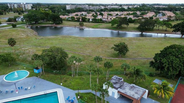 7051 Environ Boulevard 436, Lauderhill, FL 33319