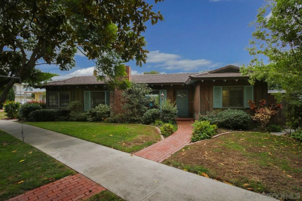 1045 Adella, Coronado, CA 92118