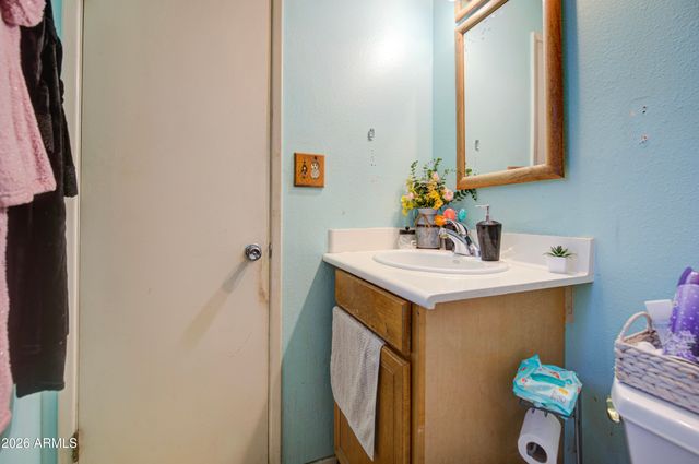 4512 W VIRGINIA Avenue, Phoenix, AZ 85035