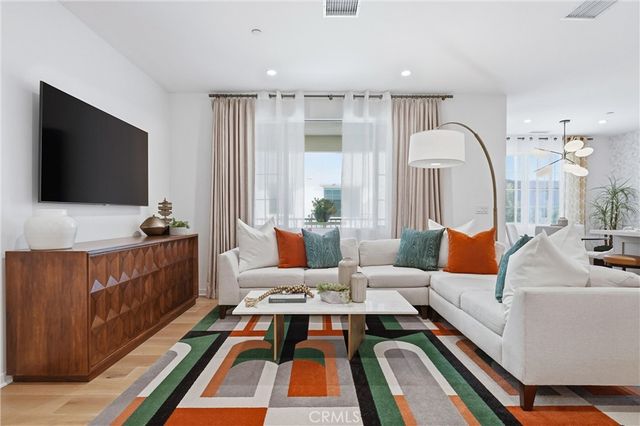 106 Coastal, Irvine, CA 92618