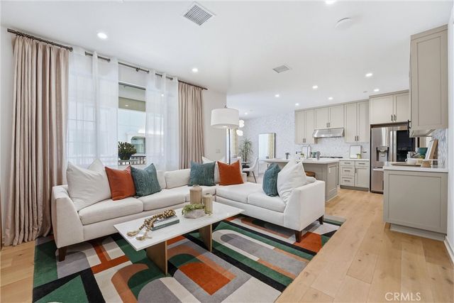 106 Coastal, Irvine, CA 92618