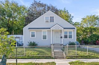 504 N Lawndale Avenue, Kansas City, MO 64123