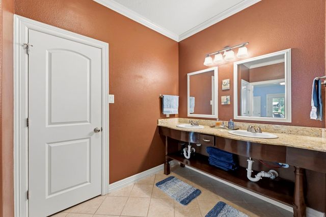 9219 Amelia Drive, Anderson, TX 77830