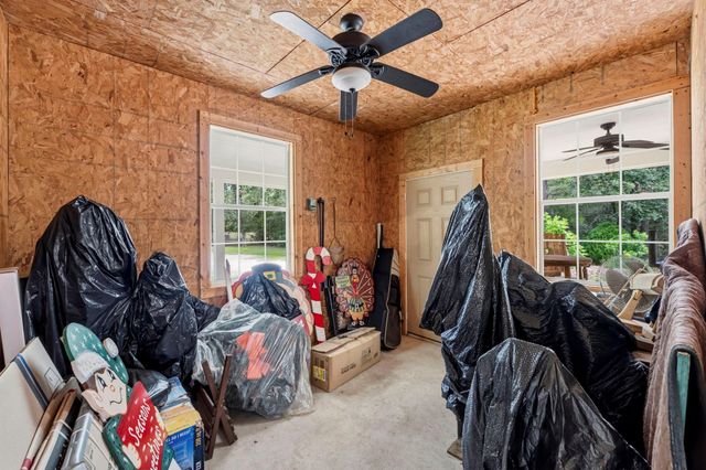 9219 Amelia Drive, Anderson, TX 77830