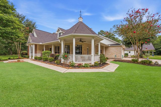 9219 Amelia Drive, Anderson, TX 77830