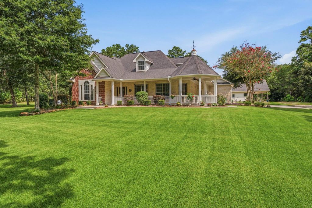 9219 Amelia Drive, Anderson, TX 77830