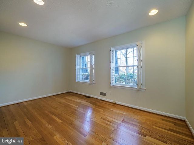 2702 NAVARRE DR, Chevy Chase, MD 20815