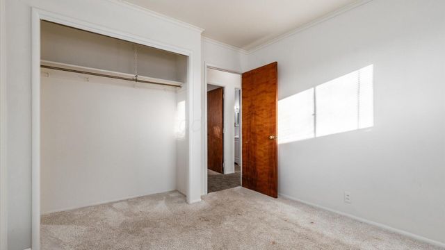 25 S 24th Street, Newark, OH 43055