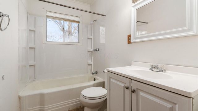 25 S 24th Street, Newark, OH 43055