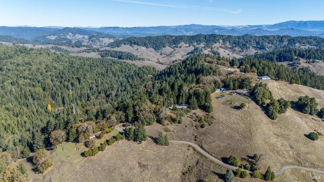 5700 High Point Rd, Willits, CA 95490