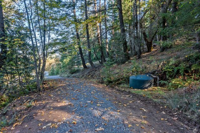 5700 High Point Rd, Willits, CA 95490