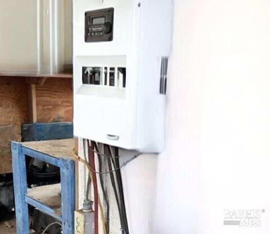 5700 High Point Rd, Willits, CA 95490