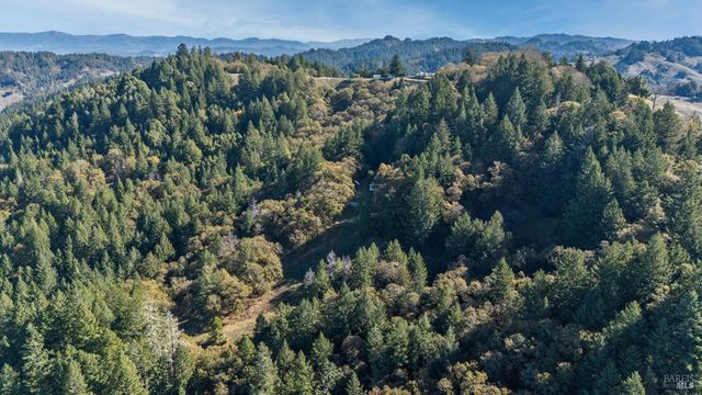 5700 High Point Rd, Willits, CA 95490