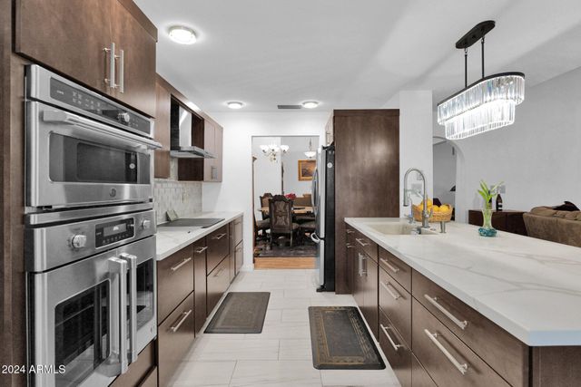 3401 N DAKOTA Street, Chandler, AZ 85225